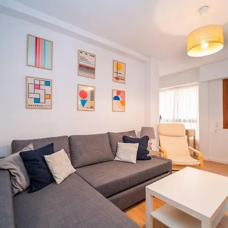Authentic Flat Near The Daire Alicante