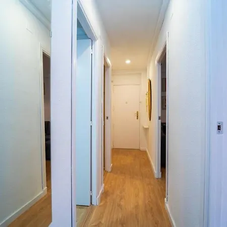 Apartment Authentic Flat Near The