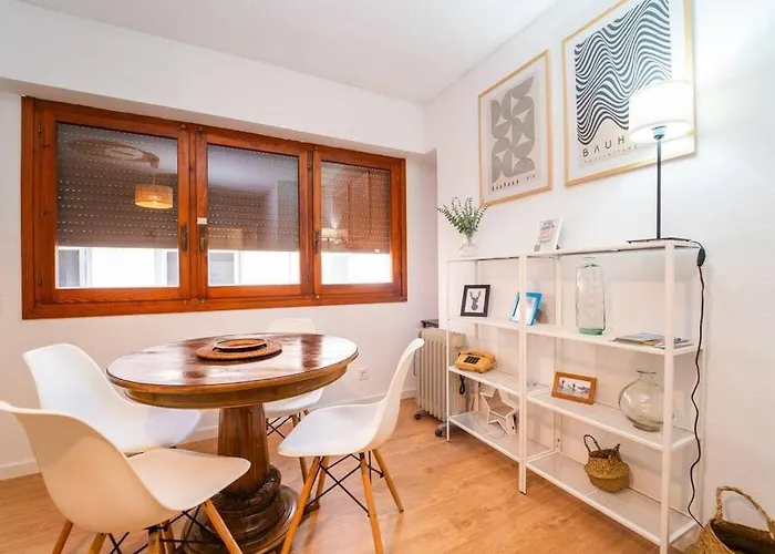 公寓 Authentic Flat Near The