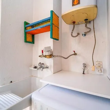 Apartment Authentic Flat Near The