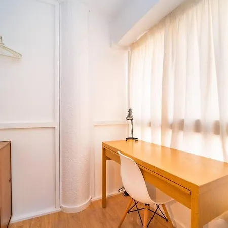 Apartment Authentic Flat Near The Alicante