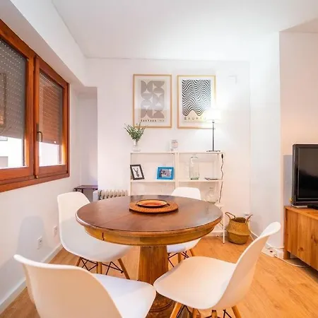 Authentic Flat Near The Alicante